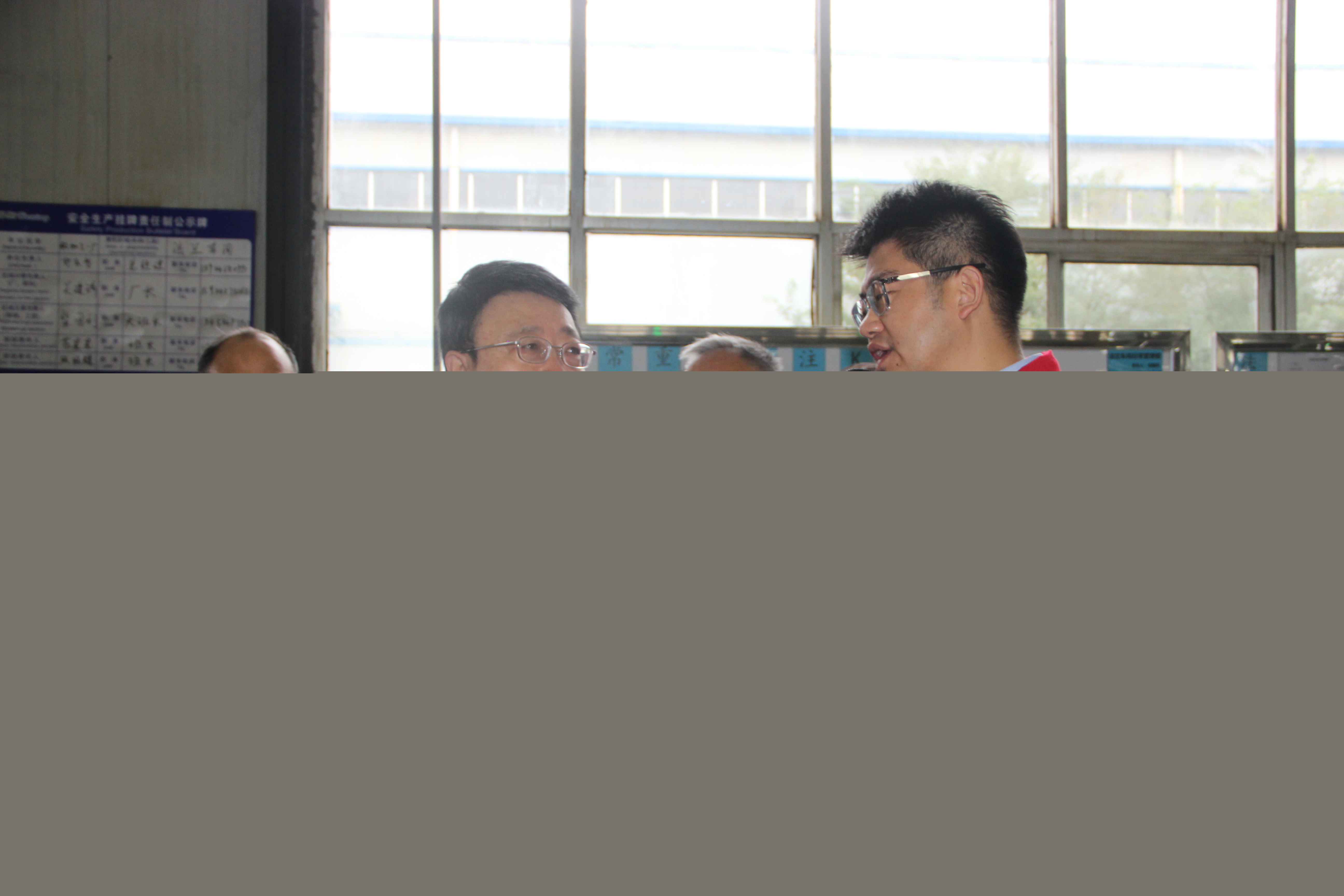 山西省政協主席李佳一行蒞臨華翔調研